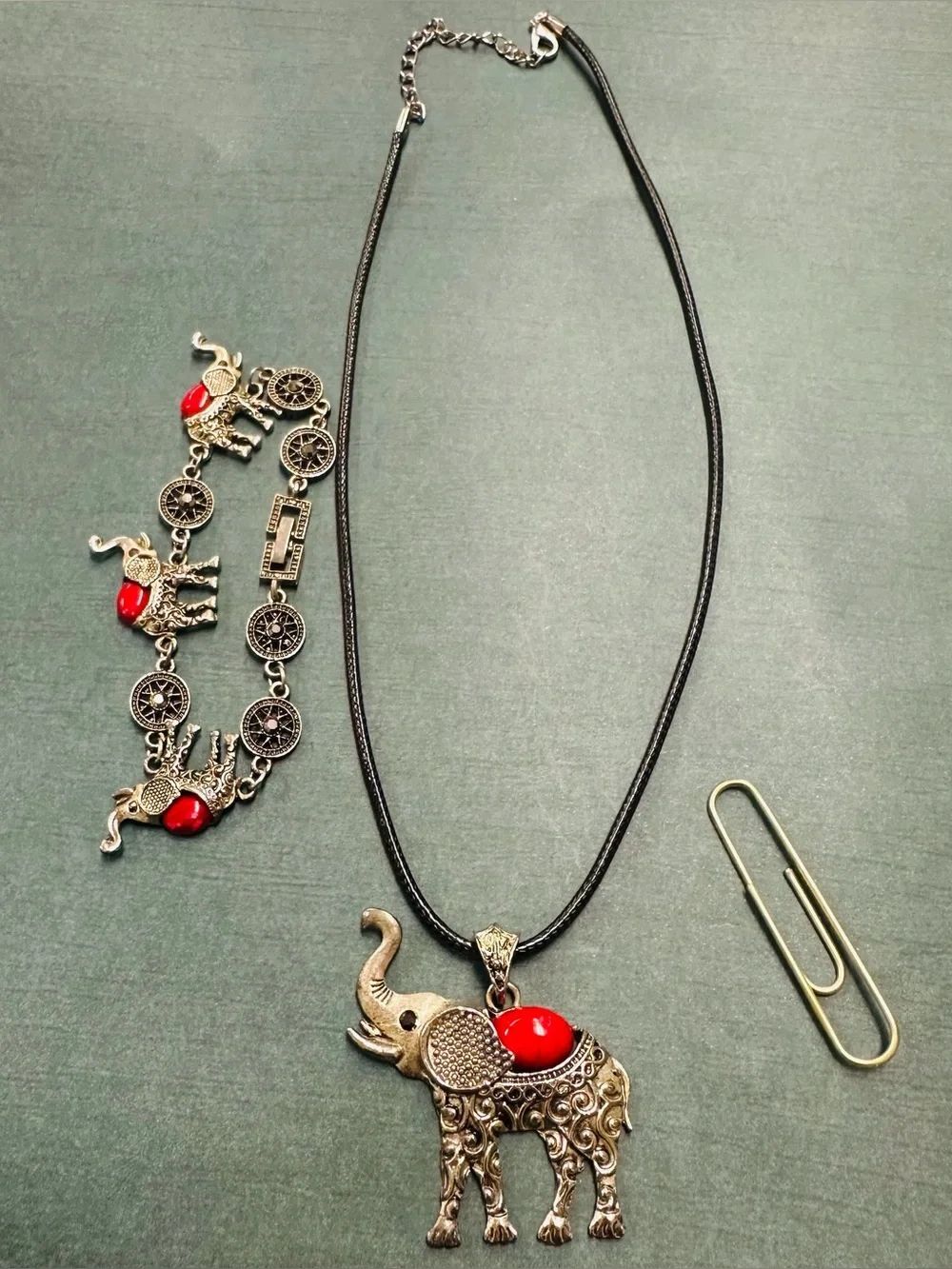 Silver Red Enamel Trunks Up Elephant Bracelet Necklace Set B12